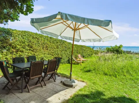 "Snari" - 10m from the Sea