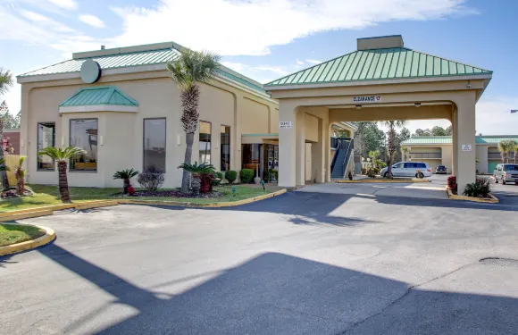 格爾夫波特伊克諾旅館&套房