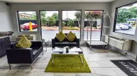 Masters Inn Tucker - 2-Star