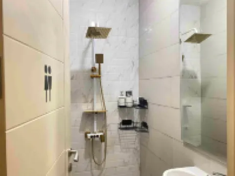 Mantra at Anderson Apartment