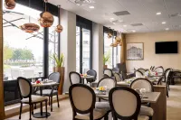 Residhome Paris Clamart Hotels in Sceaux