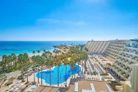 Hipotels Mediterraneo Hotel - Adults Only - Pysäköinti