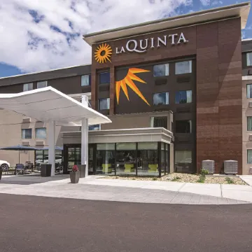 La Quinta Inn & Suites by Wyndham Portland