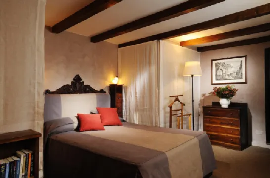 三聖卡利斯託公寓