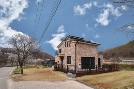 Yangpyeong Dodam House Pension