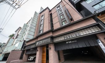 7. 넘버25 사당역..