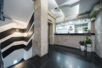 24 Block Hotel