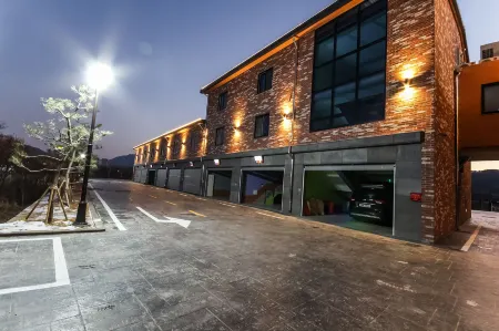 Jeongeup Castle Self Check-in Motel Отели в г. Чонып