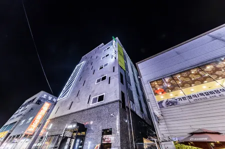 Ansan Hotel 727 Отели в г. Ансан