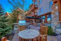 Black Bear 2 Bed 2 Bath Bbcs