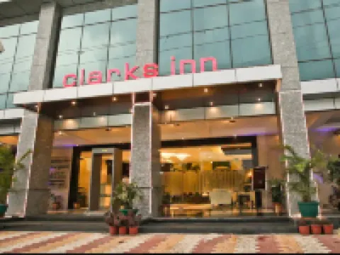 Hotel DS Clarks Inn Gurgaon Hotels near Gurgaon Station