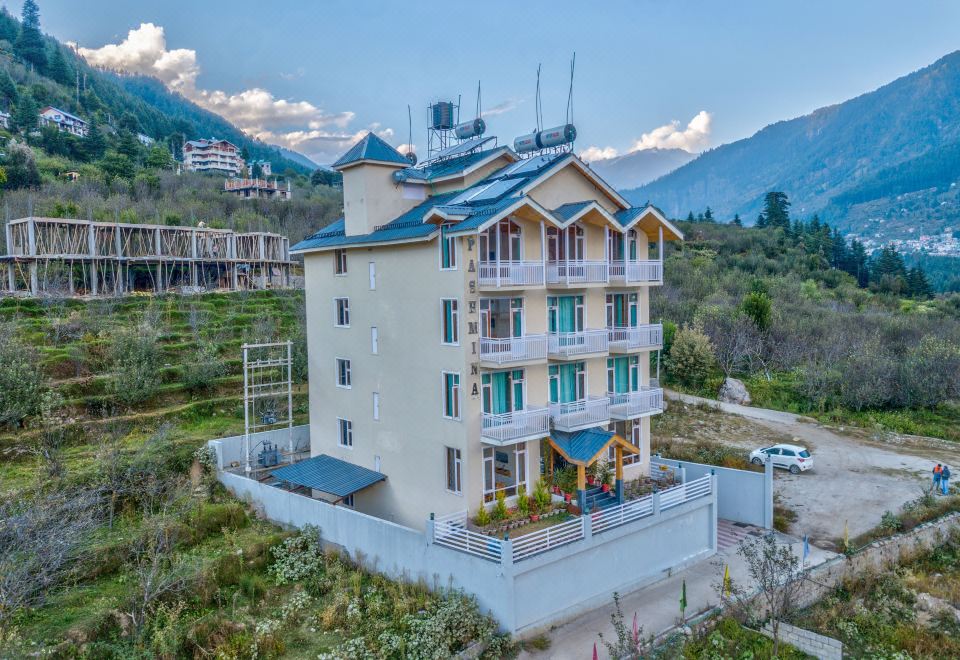 hotel overview picture