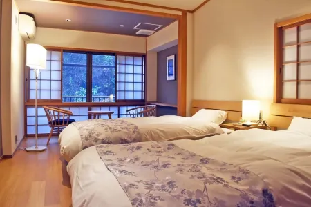 기타시라카와 네추럴 라듐 온센 에이센쿄