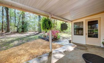 Lush Covington Home with Patio about 32 Mi to Atlanta!