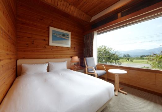 1. 그랜드 파크 호..