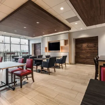 Holiday Inn Express & Suites WELLAND by IHG