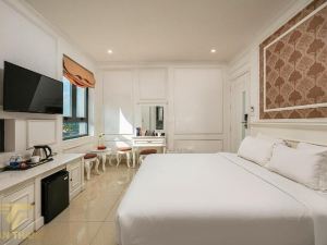 Toan Thang Hotel by Bay Luxury