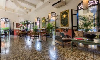 Al Alma Apart-Suites