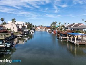Waterfront Townhome with Pool & Boat Slip!