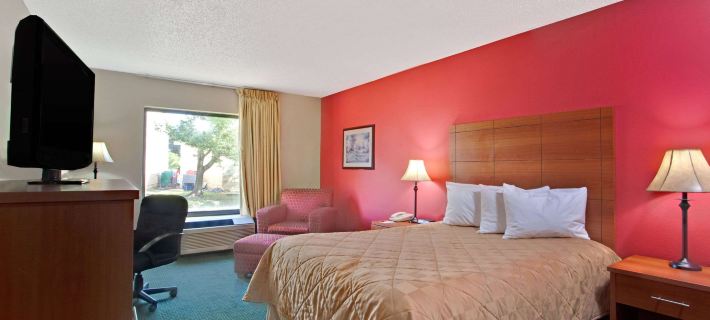 Ramada by Wyndham Pearl/Jackson Airport Hotels in Pearl