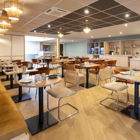 Sure Hotel by Best Western Caen Memorial