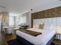 Hotel Rubens-Grote Markt Hotels near Lange Wapper