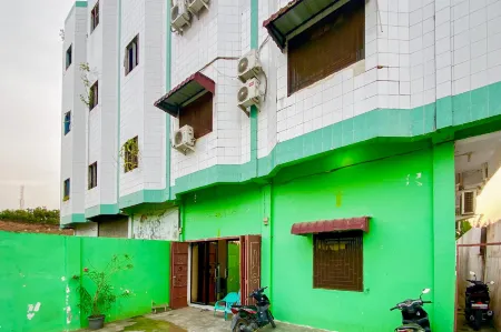 RedDoorz @ Star Hill Inn Syariah Tebing Tinggi Отели в г. Serdang Bedagai Regency