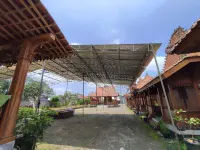 Omah Joglo Sukorejo RedPartner