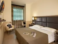 Hotel Artis Hotels near Capannelle Pass