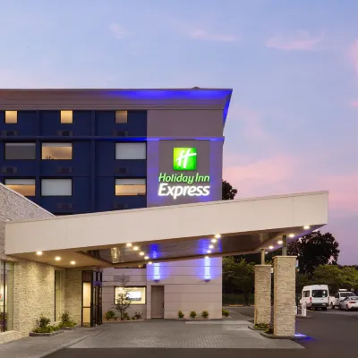 Holiday Inn Express ATLANTA AIRPORT - NORTH by IHG デルタ フライト ミュージアム周辺のホテル