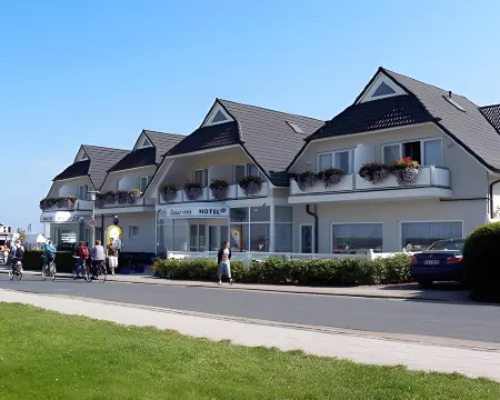 Strand-Hotel Hotels in Varel