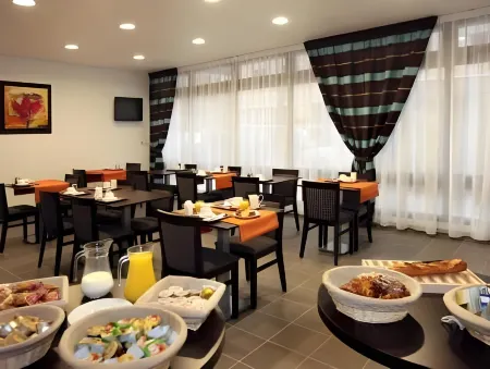 Nemea Appart Hotel Home Suite Nancy Centre