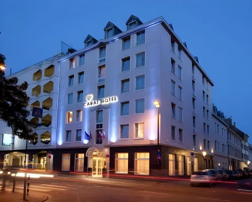 Das Carls Hotel Hotels near Carlsplatz
