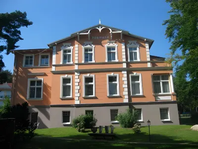 Ostseehotel Villen im Park - Ein Rovell Hotel Hotels in Heringsdorf