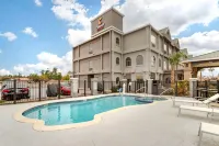 Country Inn & Suites by Radisson, The Woodlands Hotels in Shenandoah