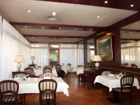 Hôtel des Trois Rois Hotels in La Chaux-de-Fonds