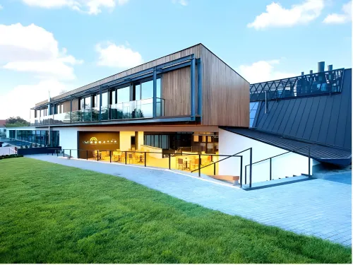 Regatta Hotel Restauracja Spa Hotels in Suchy Las