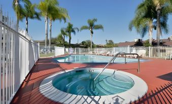 Fallbrook Country Inn