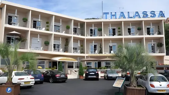 탈라사 호텔