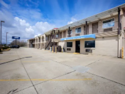 Americas Best Value Inn Celina Hotels in Celina