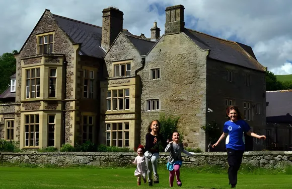 克倫內爾大廳酒店