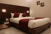 Senthil Residency Hotels near Maravapatty Punitha Santhiyagapar Church