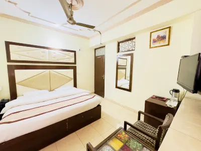 Hotel Sunview Jain Hotel in zona Pracheen Kala Kendra