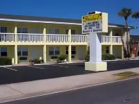Studio 1 Motel Hotels near Sun Splash Park
