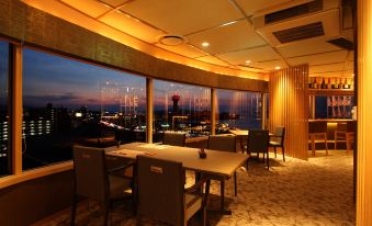 Fukuoka Sunpalace Hotel & Hall