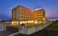 Click Hotel Pithampur