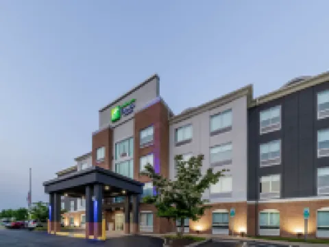 ฮอลิเดย์ อินน์ เอ็กซ์เพรส โรงแรม & สวีทส์ วูดบริดจ์ บาย IHG โรงแรมในวูดบริดจ์