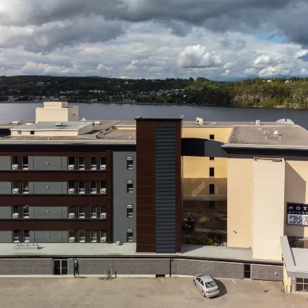 Hotel Chicoutimi, affilié à Hyvi