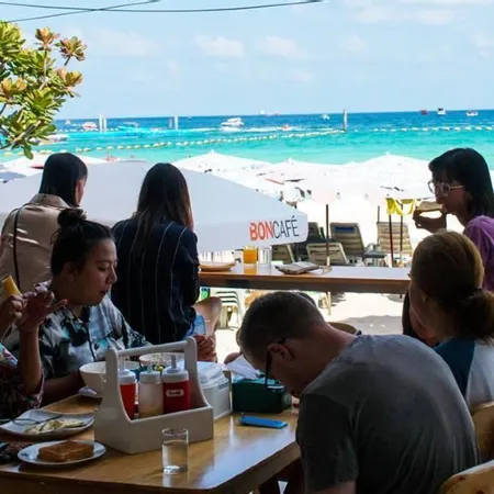 Tawaen Beach Resort