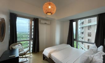 Prime BGC Location Apartments by PH Staycation